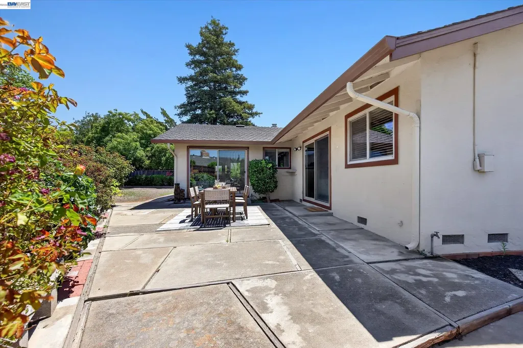 446 Pismo Court Livermore CA 94550