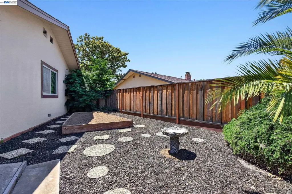 446 Pismo Court Livermore CA 94550