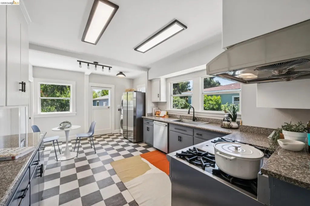 224 Arroyo Avenue San Leandro CA 94577