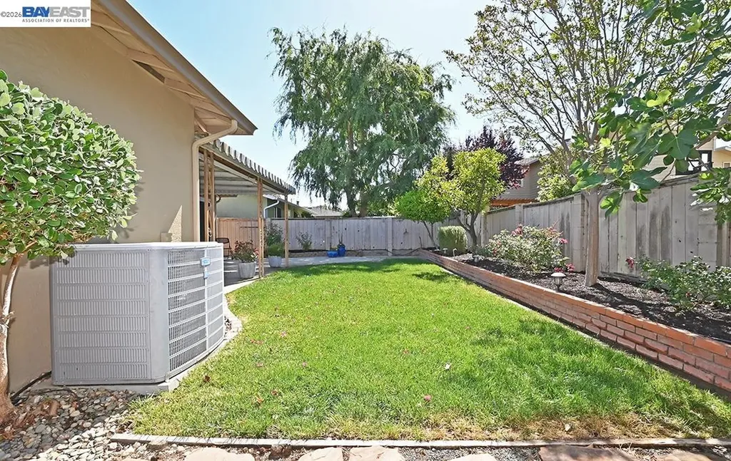 827 Caliente Avenue Livermore CA 94550