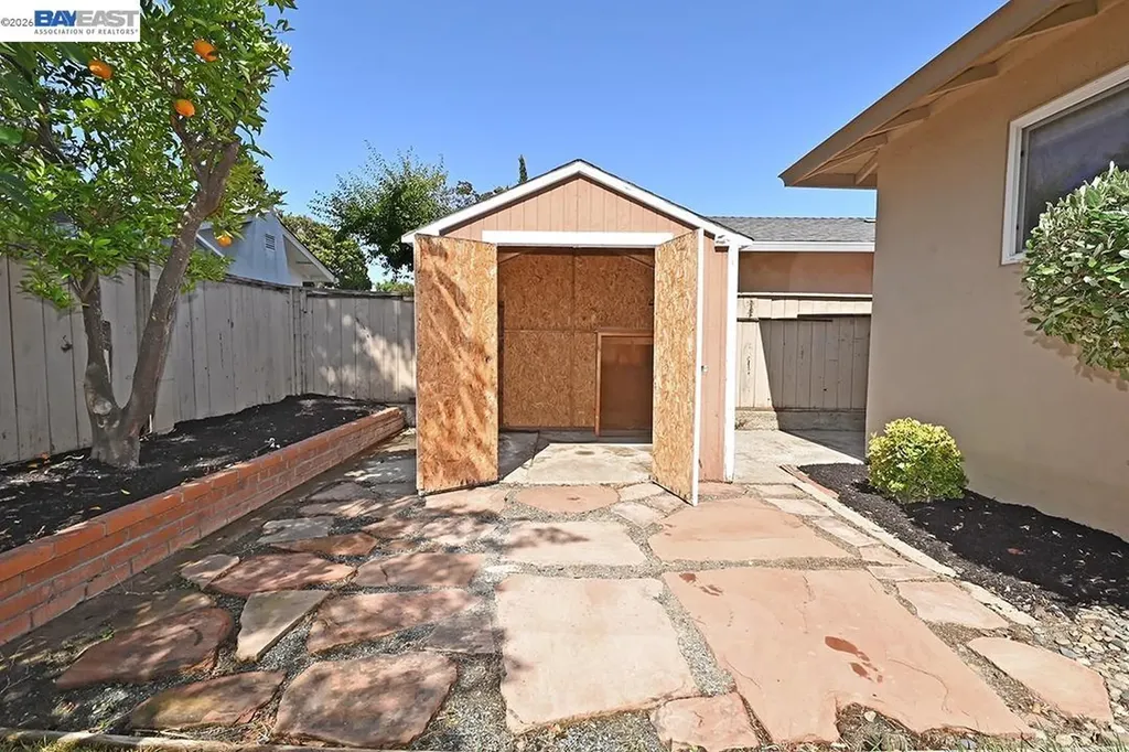 827 Caliente Avenue Livermore CA 94550