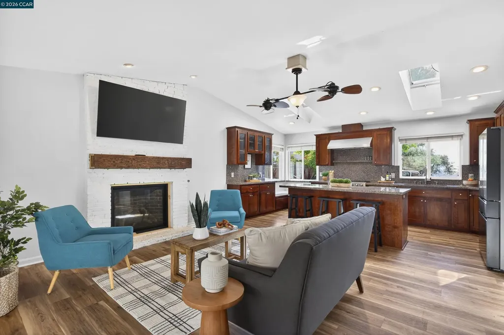 144 Dartmouth Place Benicia CA 94510
