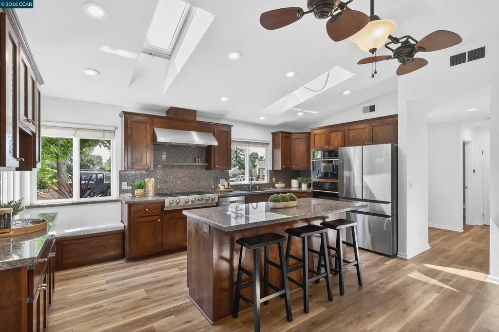 144 Dartmouth Place Benicia CA 94510