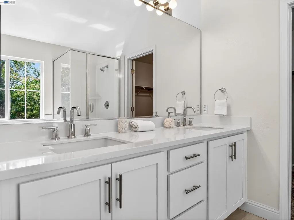 34905 Limestone Court Union City CA 94587