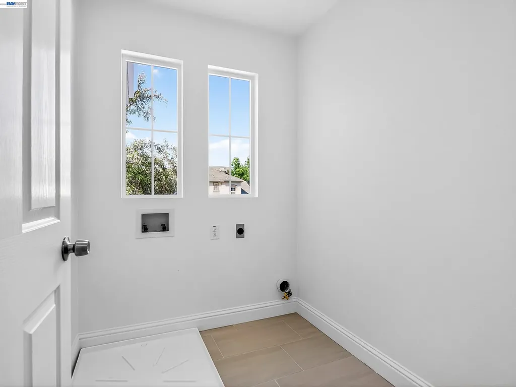 34905 Limestone Court Union City CA 94587