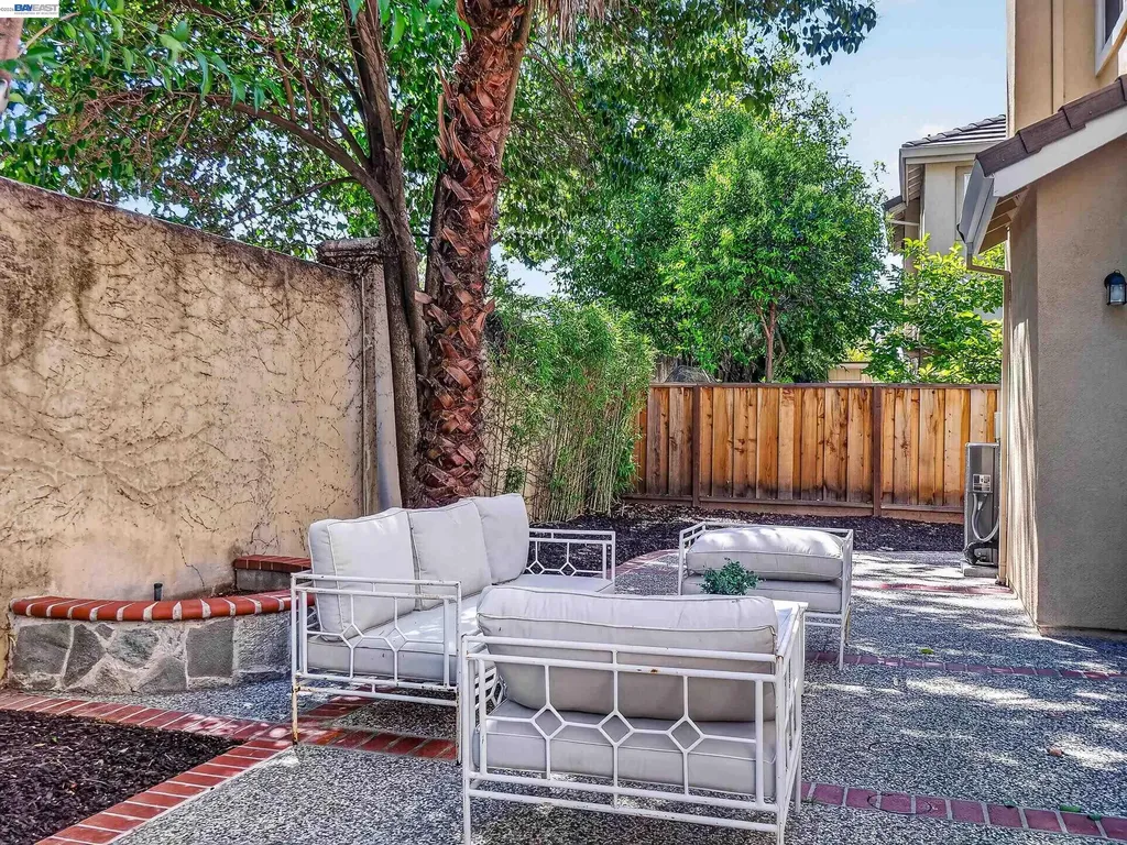 34905 Limestone Court Union City CA 94587