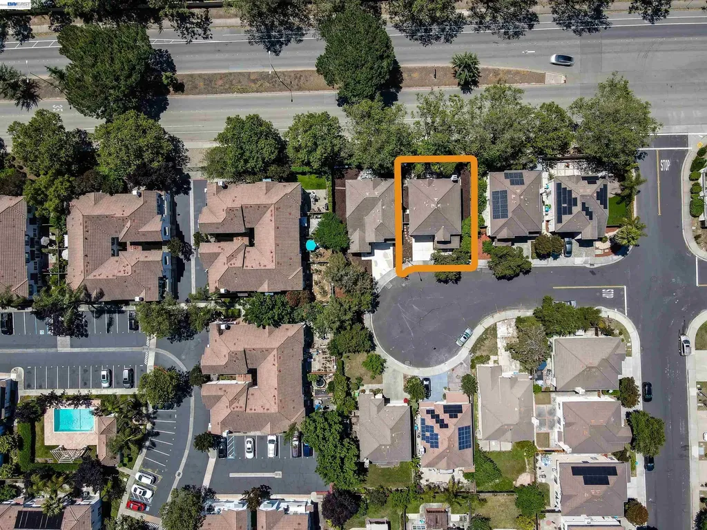 34905 Limestone Court Union City CA 94587