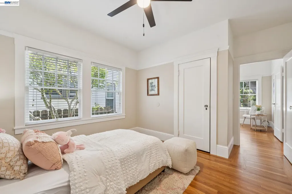 1915 Alameda Avenue Alameda CA 94501