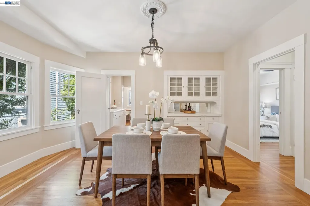 1915 Alameda Avenue Alameda CA 94501