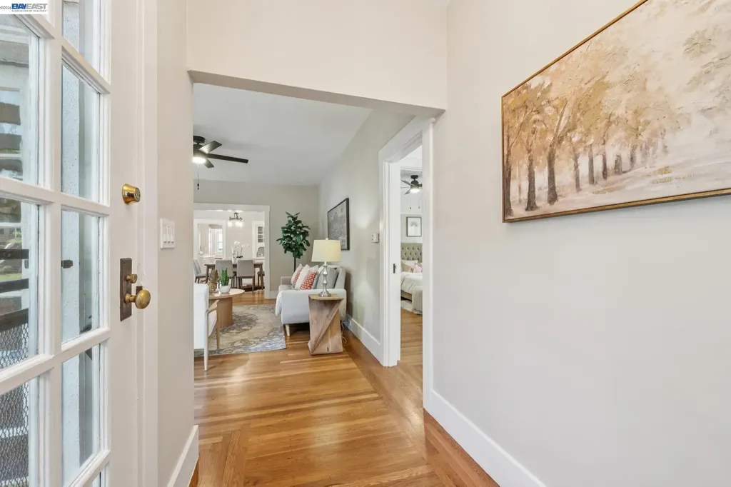 1915 Alameda Avenue Alameda CA 94501