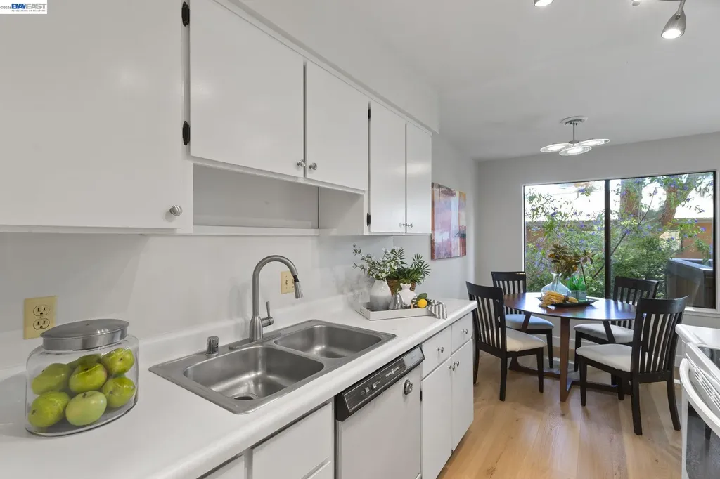 38623 Cherry Lane Fremont CA 94536