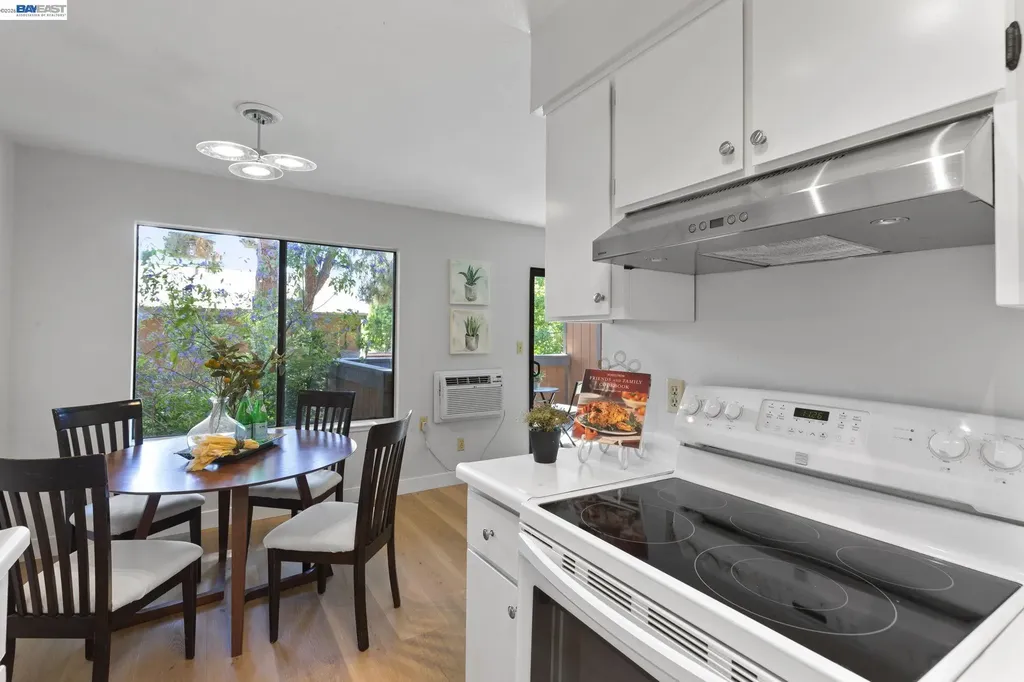 38623 Cherry Lane Fremont CA 94536