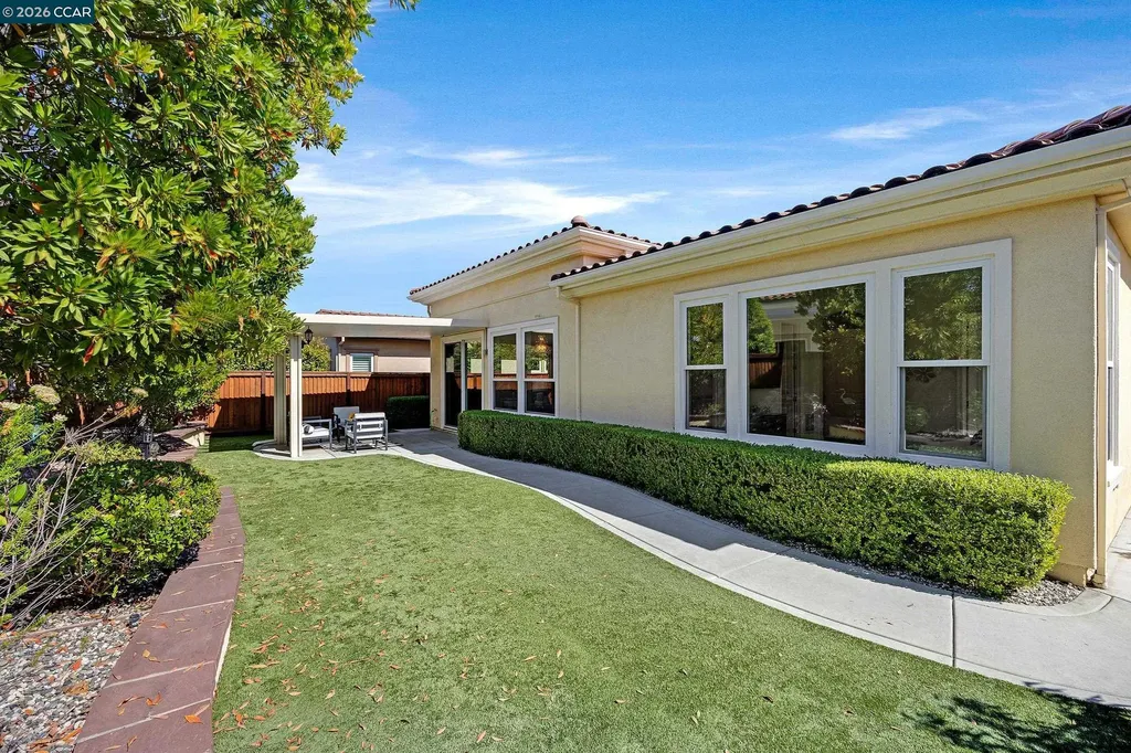 1939 Burgundy Lane Brentwood CA 94513