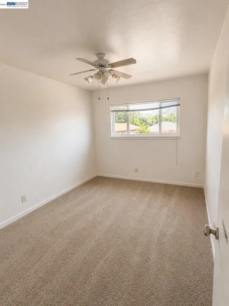 14621 Pansy Street San Leandro CA 94578
