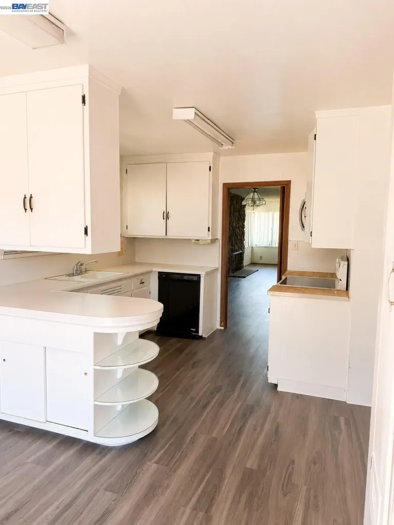 14621 Pansy Street San Leandro CA 94578