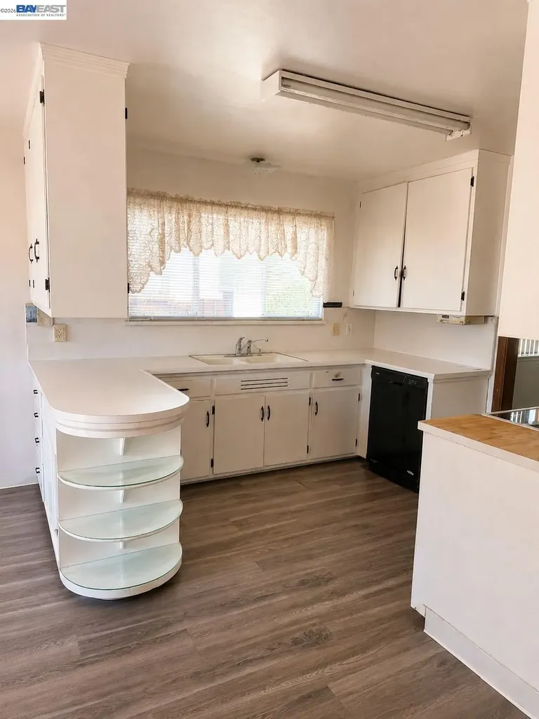 14621 Pansy Street San Leandro CA 94578