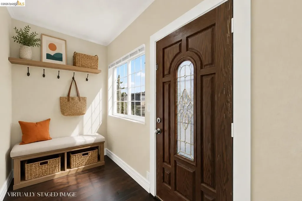7317 Lockwood Street Oakland CA 94621
