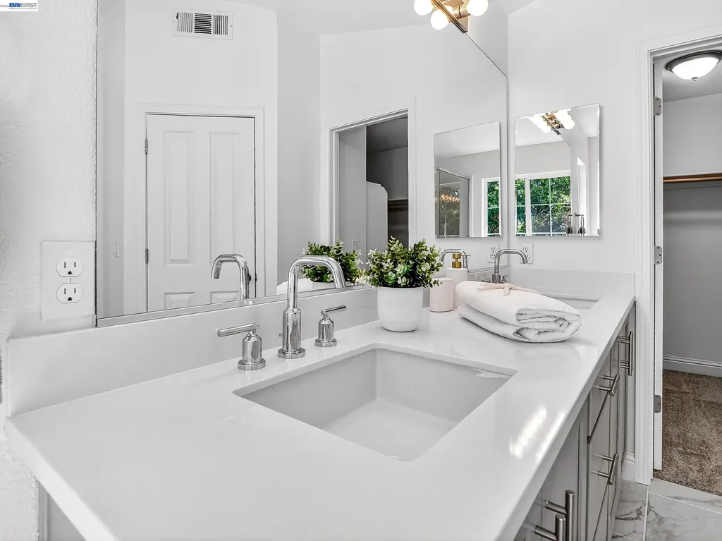 34907 Limestone Court Union City CA 94587