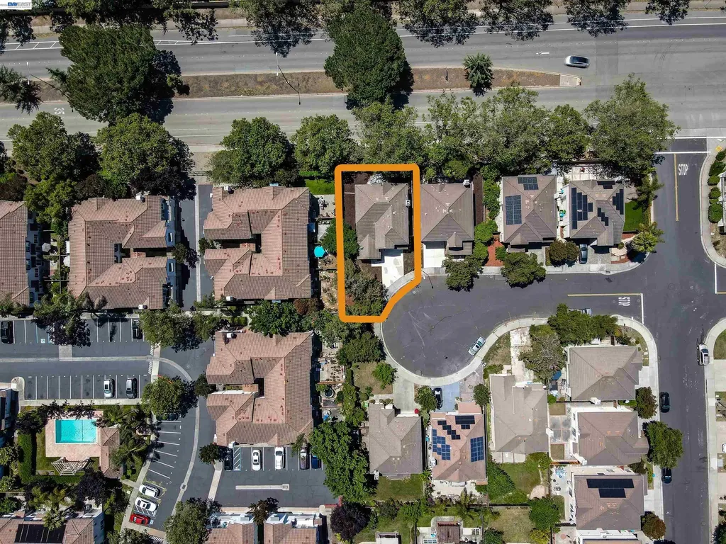 34907 Limestone Court Union City CA 94587