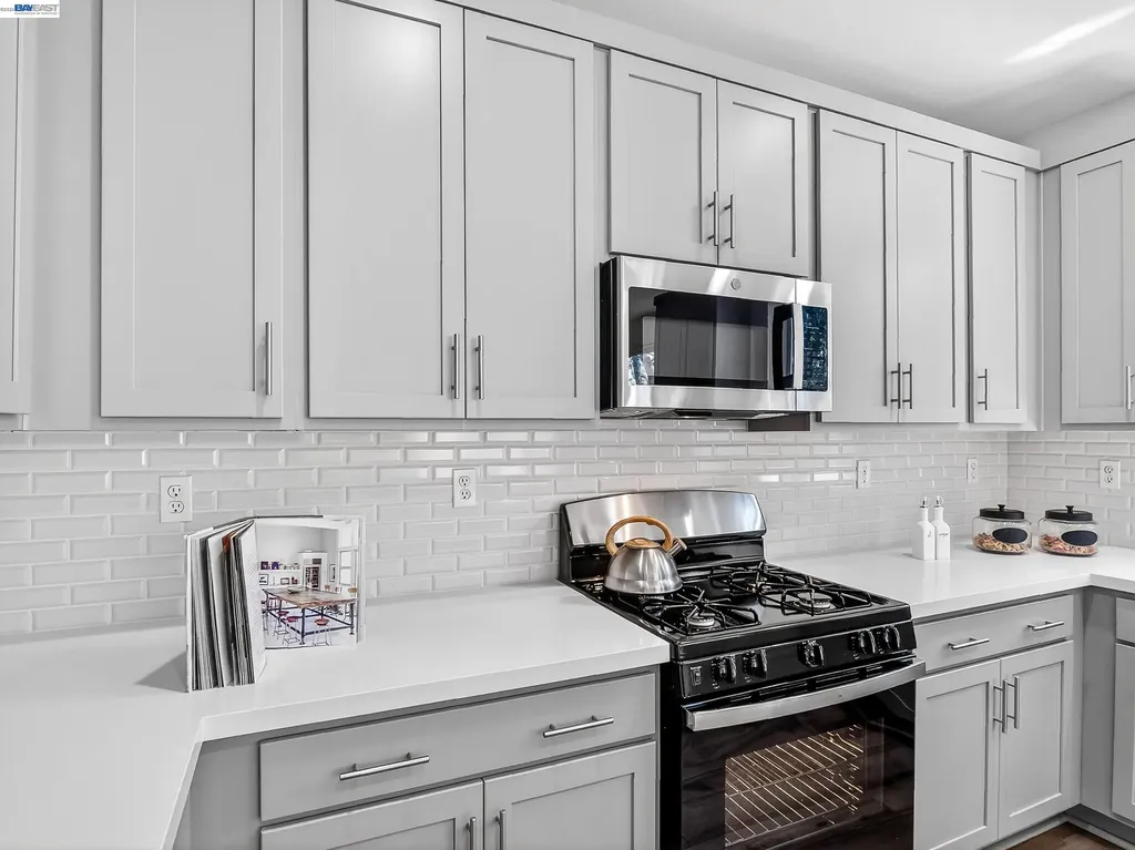34907 Limestone Court Union City CA 94587