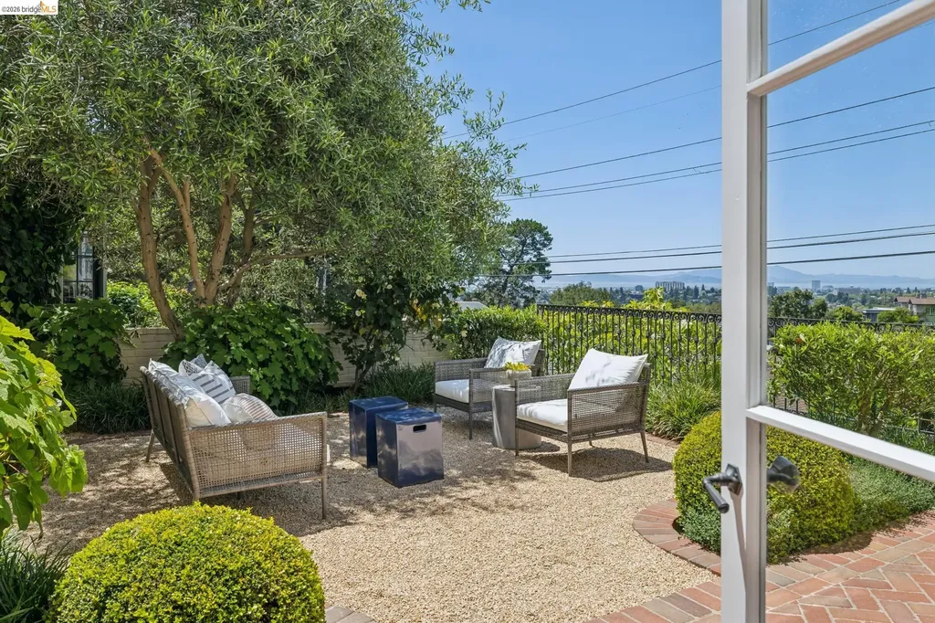 126 Woodland Way Piedmont CA 94611