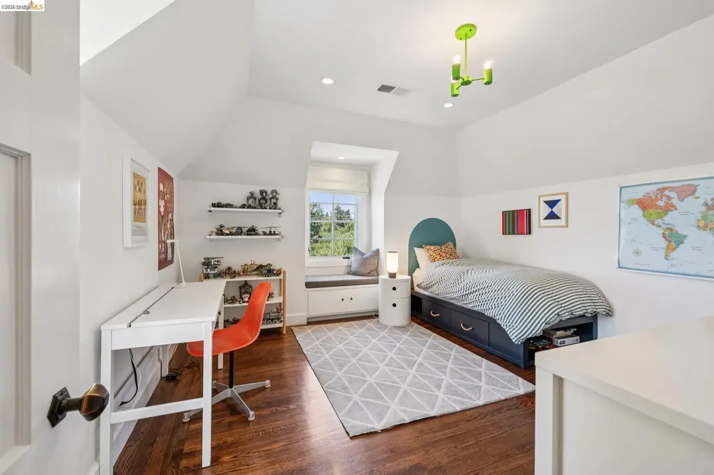 126 Woodland Way Piedmont CA 94611