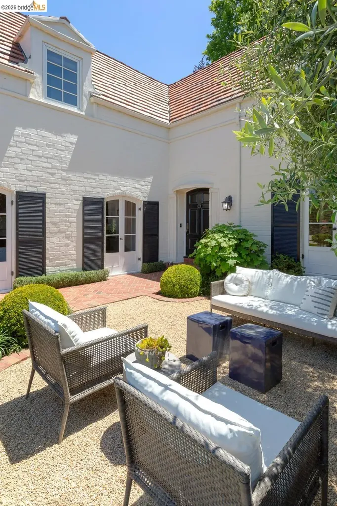 126 Woodland Way Piedmont CA 94611