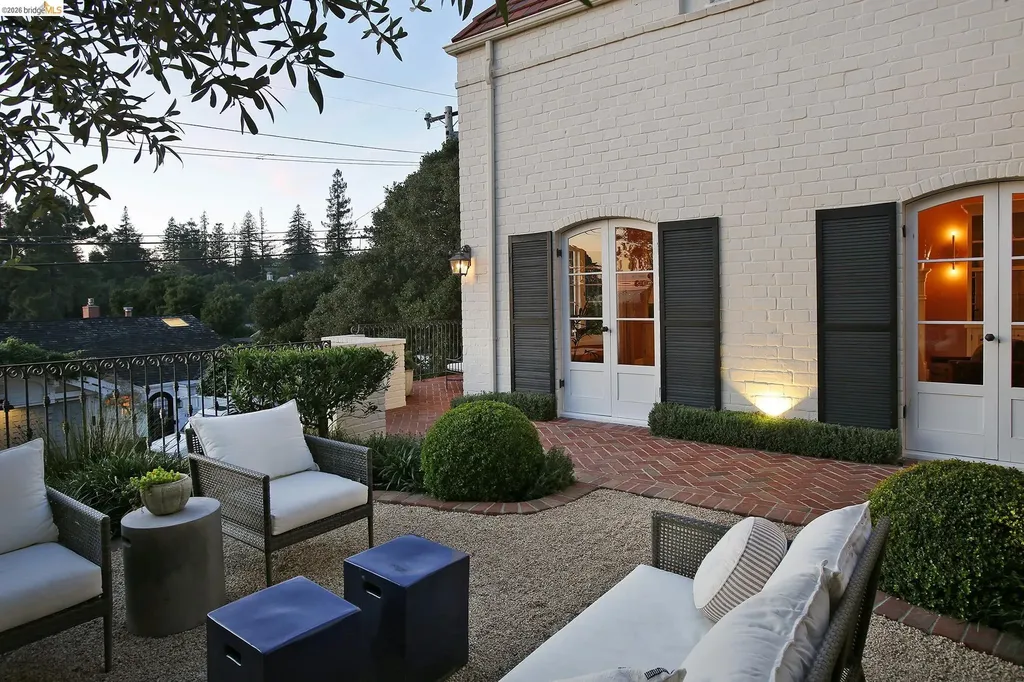 126 Woodland Way Piedmont CA 94611
