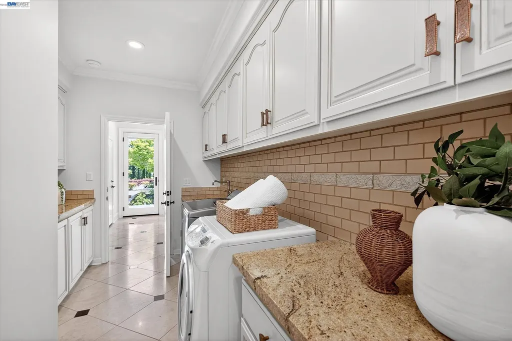 3301 Deer Hollow Drive Danville CA 94506
