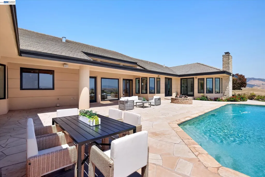 3301 Deer Hollow Drive Danville CA 94506