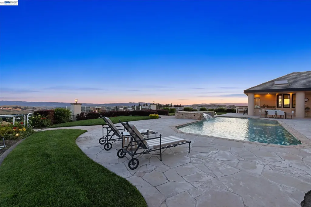 3301 Deer Hollow Drive Danville CA 94506