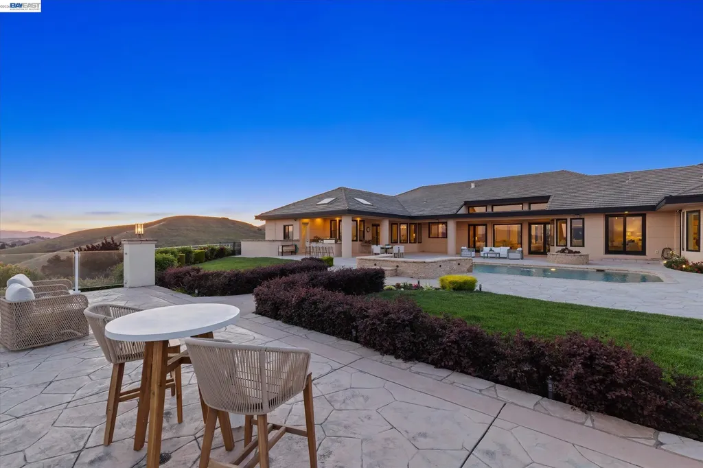 3301 Deer Hollow Drive Danville CA 94506