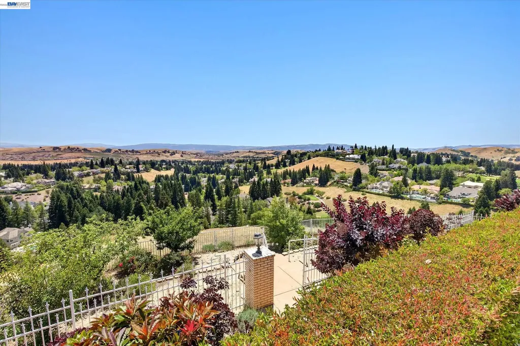 3301 Deer Hollow Drive Danville CA 94506