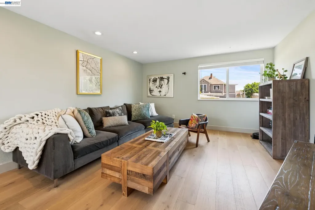 1120 Chestnut Street Alameda CA 94501