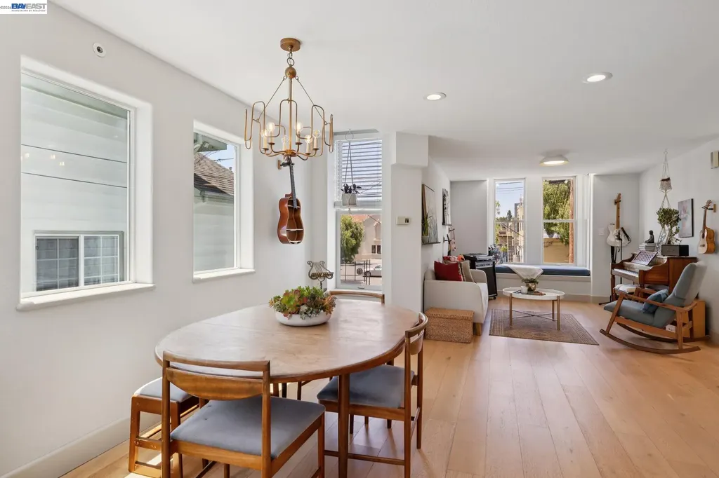 1120 Chestnut Street Alameda CA 94501