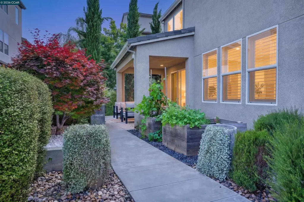 5821 Nugget Way Dublin CA 94568