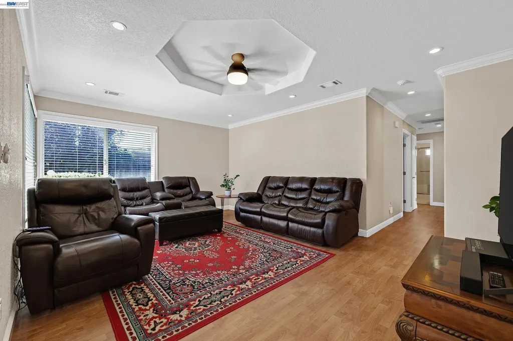 5157 Waller Avenue Fremont CA 94536