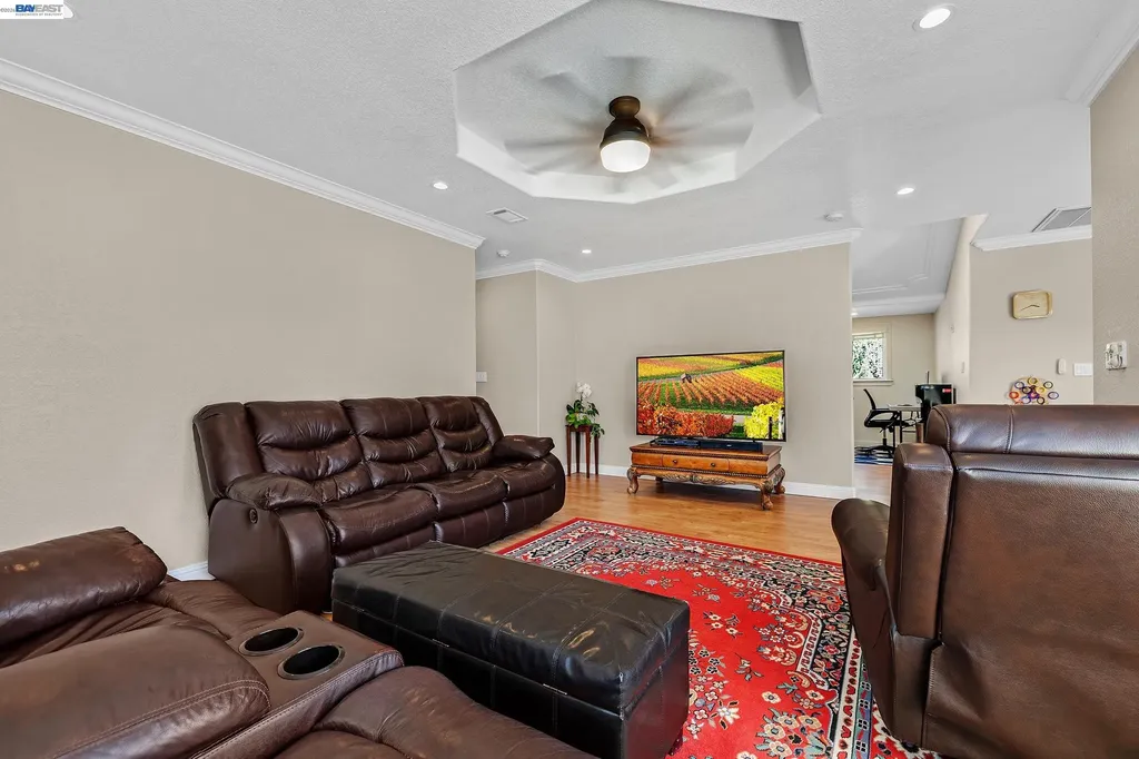 5157 Waller Avenue Fremont CA 94536