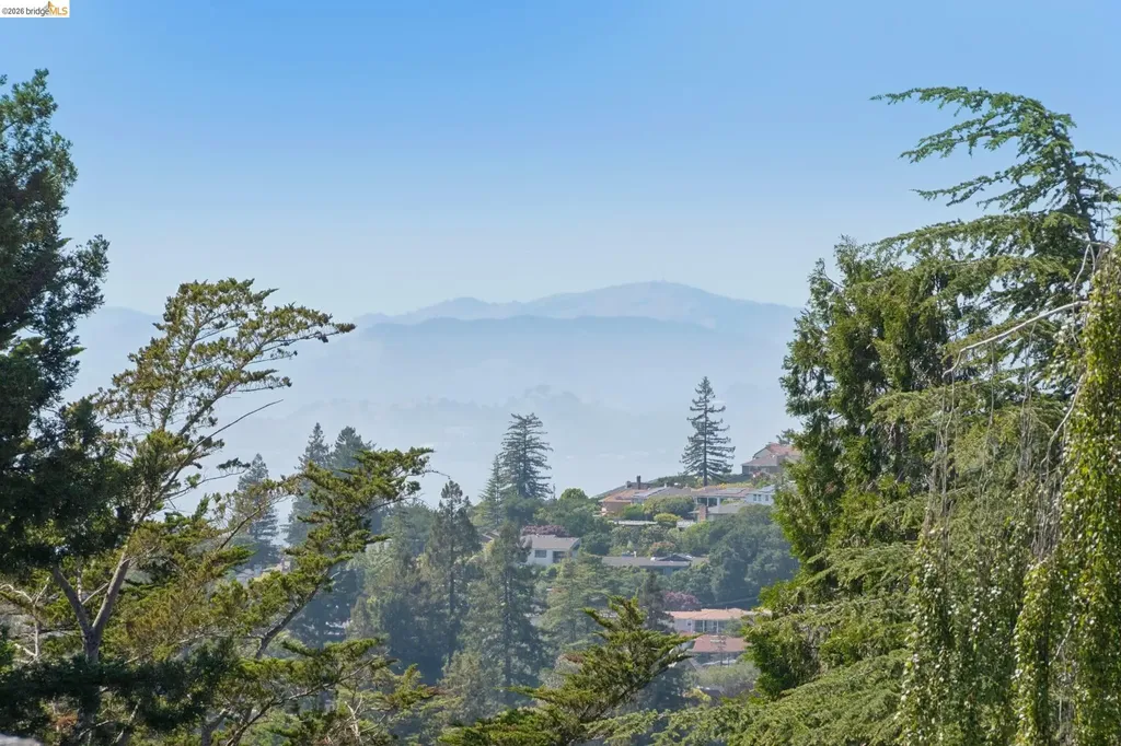 1841 Carter Street Oakland CA 94602