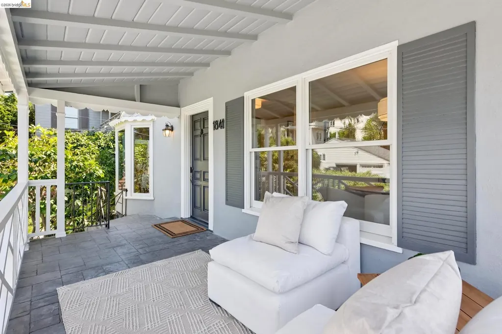 1841 Carter Street Oakland CA 94602