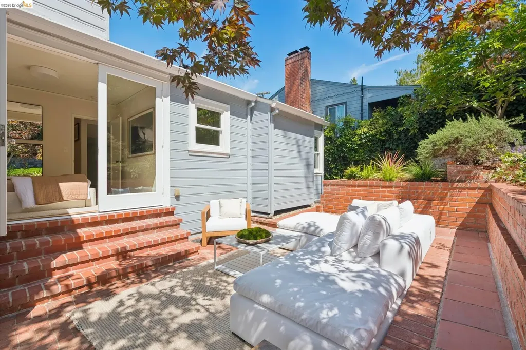 1841 Carter Street Oakland CA 94602