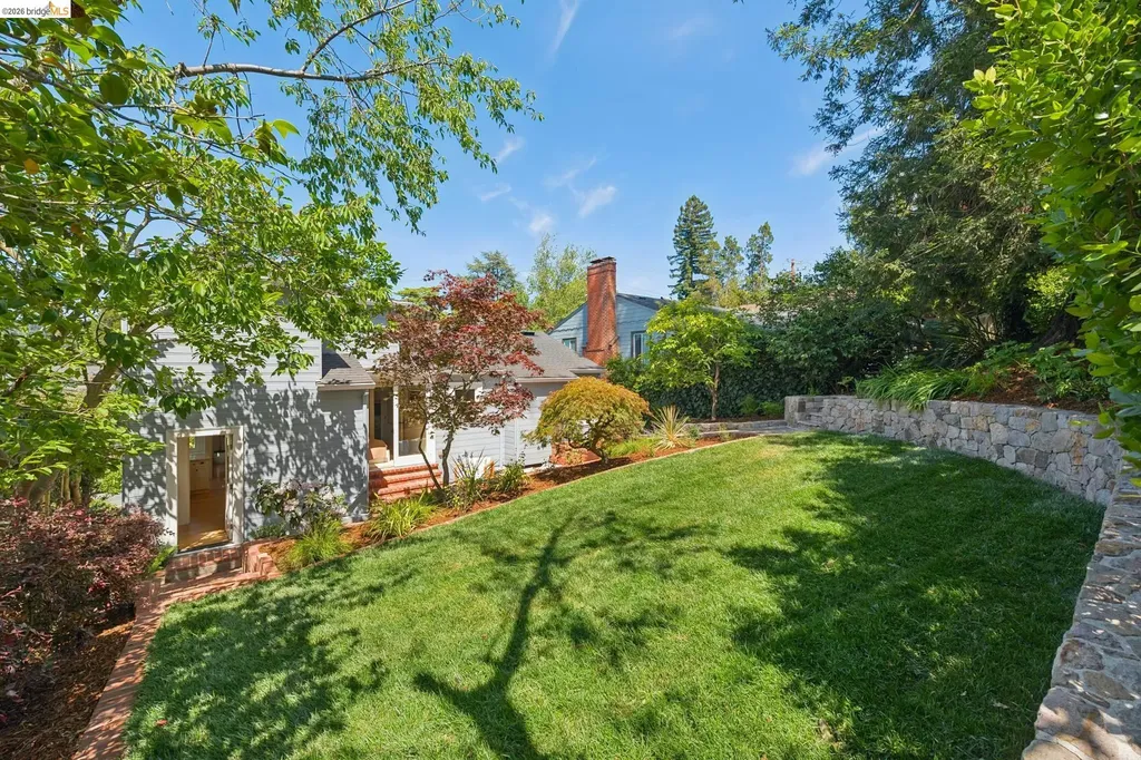 1841 Carter Street Oakland CA 94602