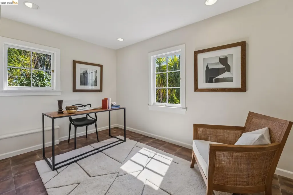 8 Mosswood Road Berkeley CA 94704