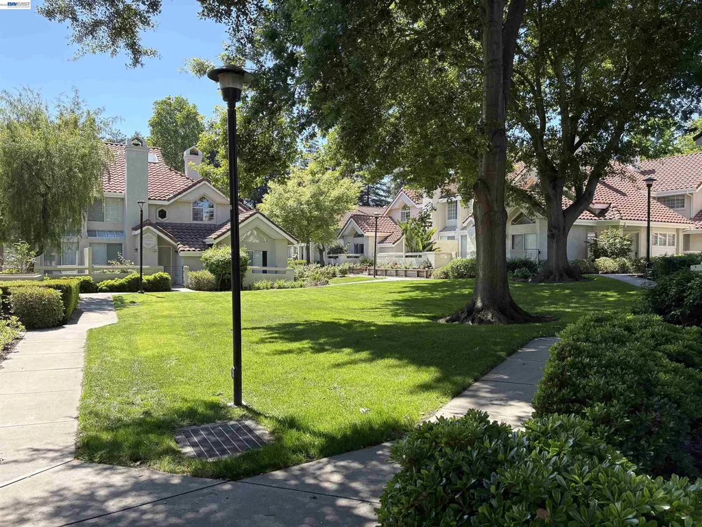 7247 Cronin Circle Dublin CA 94568