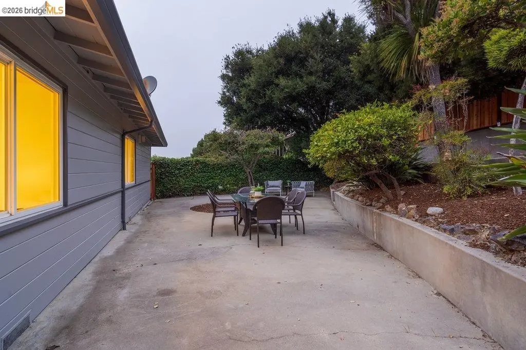 6941 Fairview Drive El Cerrito CA 94530
