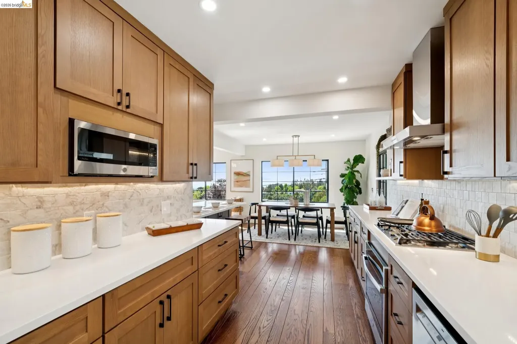 2309 Leimert Boulevard Oakland CA 94602