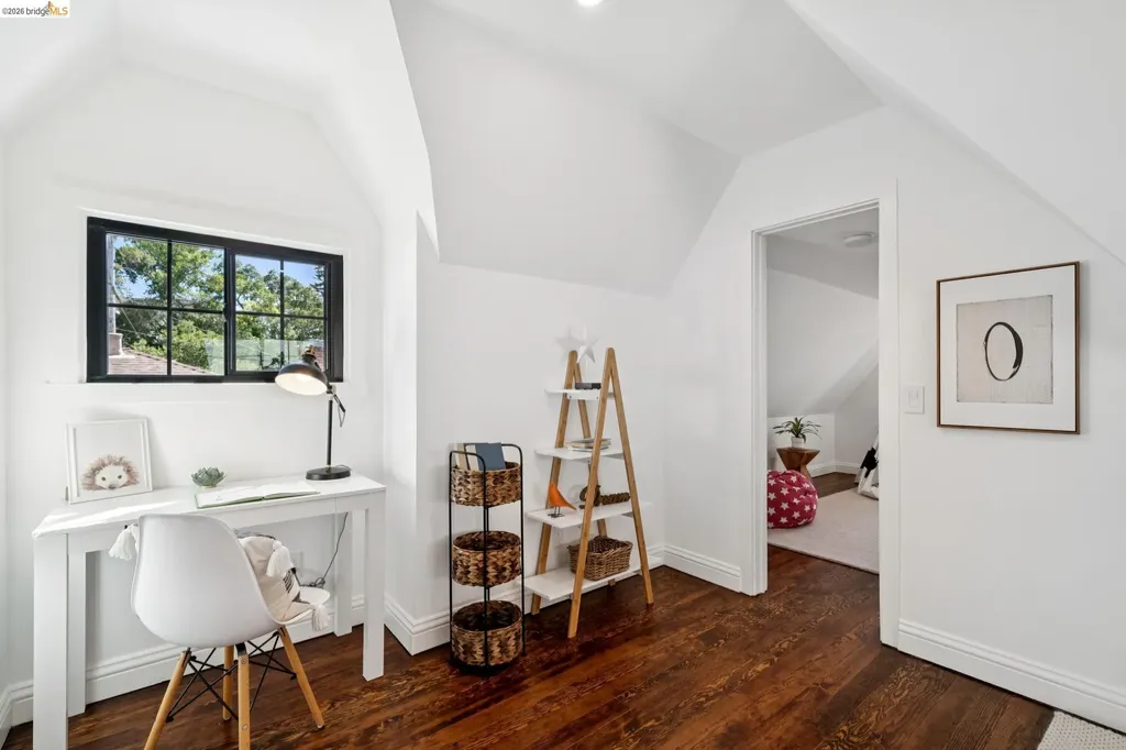 2309 Leimert Boulevard Oakland CA 94602