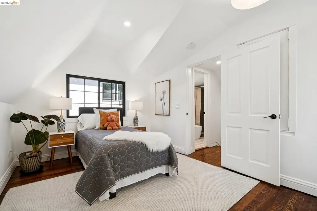 2309 Leimert Boulevard Oakland CA 94602