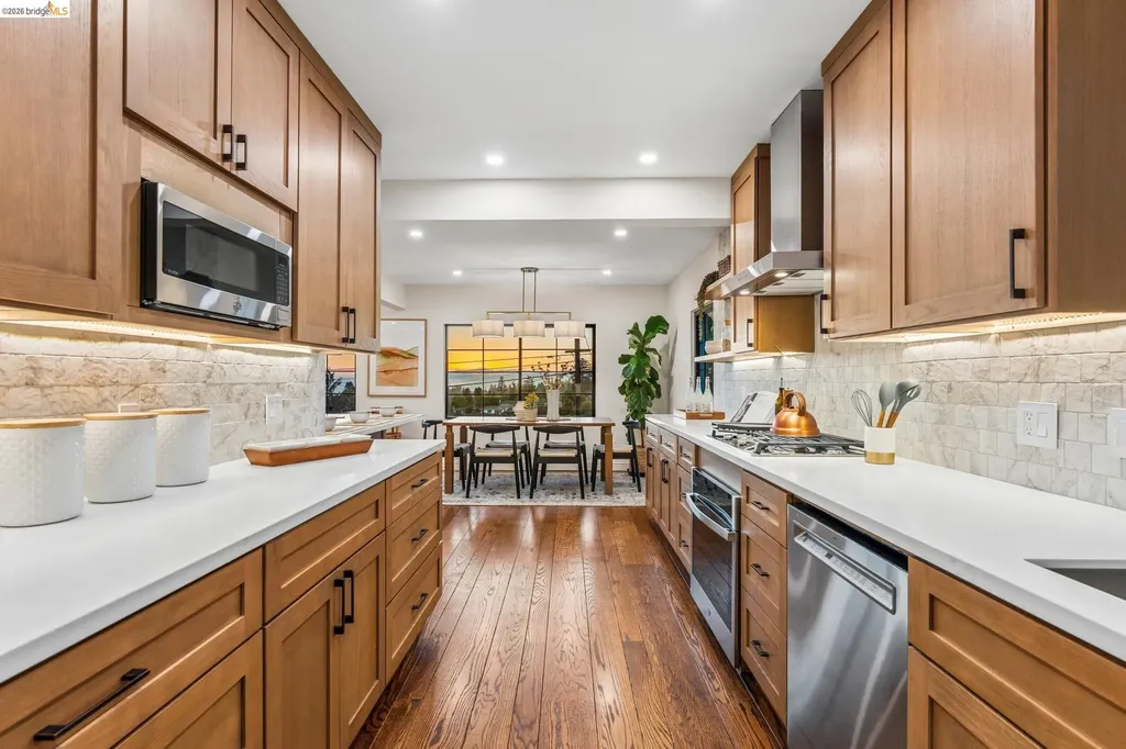 2309 Leimert Boulevard Oakland CA 94602
