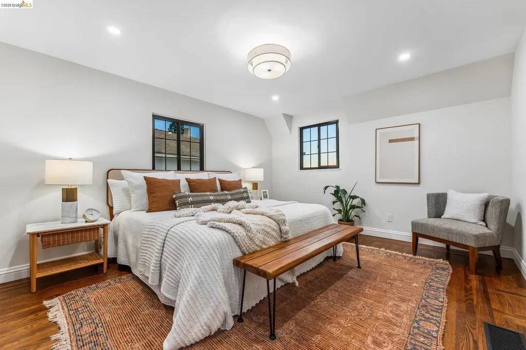 2309 Leimert Boulevard Oakland CA 94602